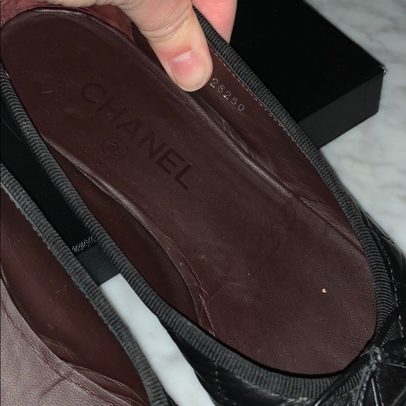 Authentic Chanel Quilted Flats in size 36.5 - Picture 5 of 7